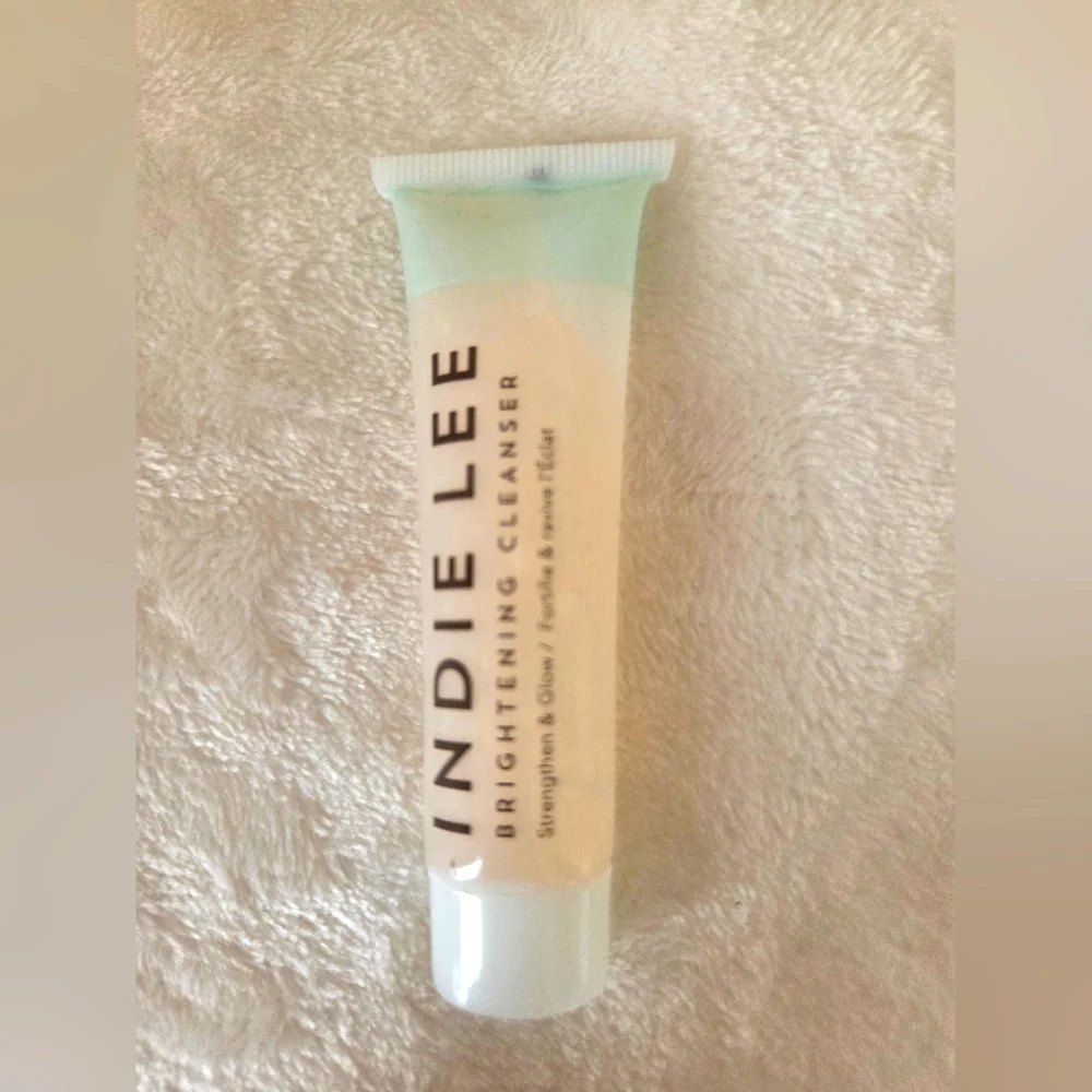 🪷5/$25! Indie Lee Brightening Cleanser Unisex New